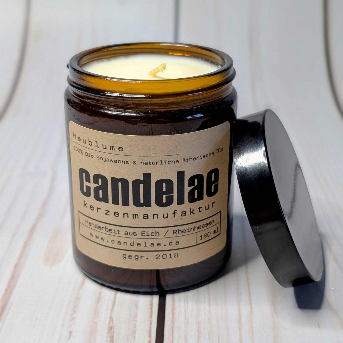 Heublume Outdoor-Kerze aus der Candelae Klassiker-Kollektion, weitere Ansicht