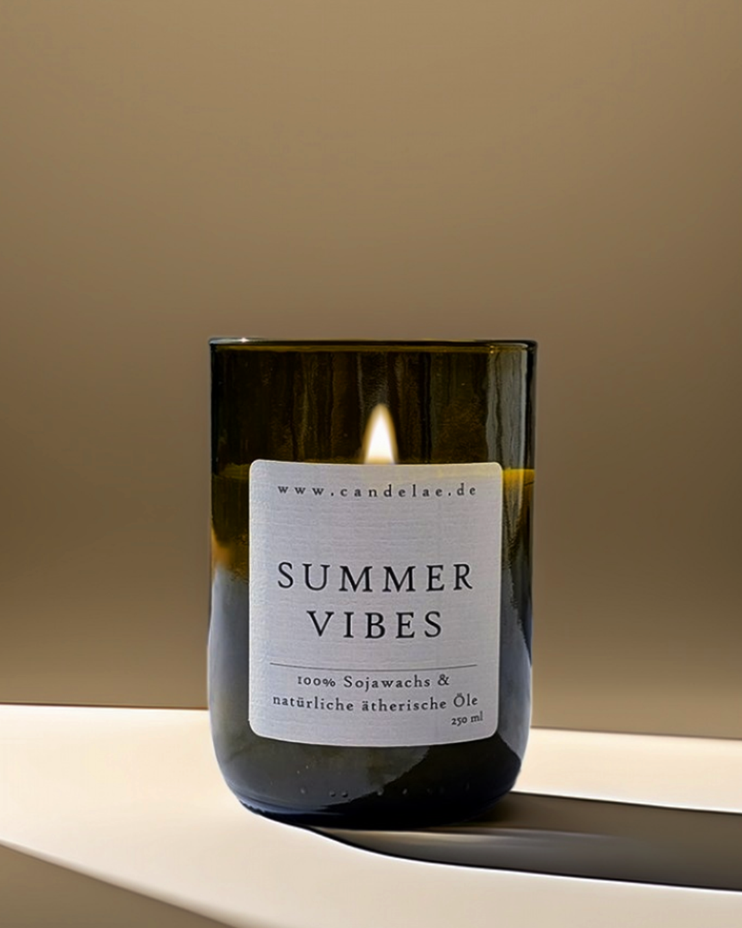 Summer Vibes Duftkerze aus Sojawachs mit Orange Wacholder und Eukalyptus