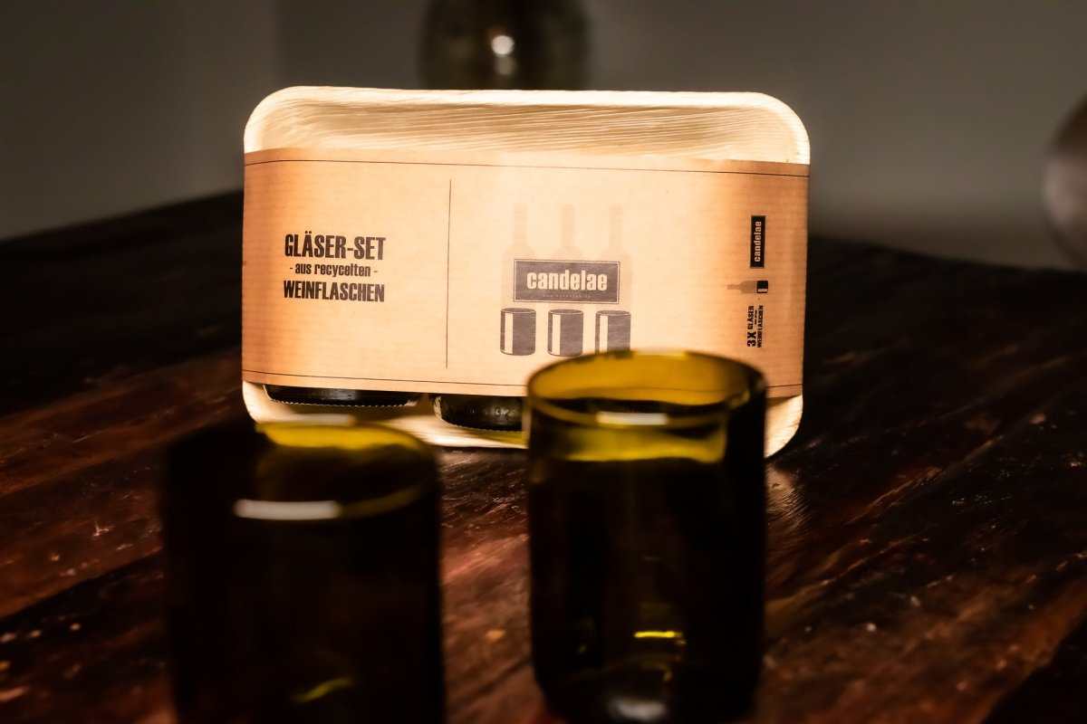 Trinkgläser aus weiterverwendeten Weinflaschen – Produktansicht