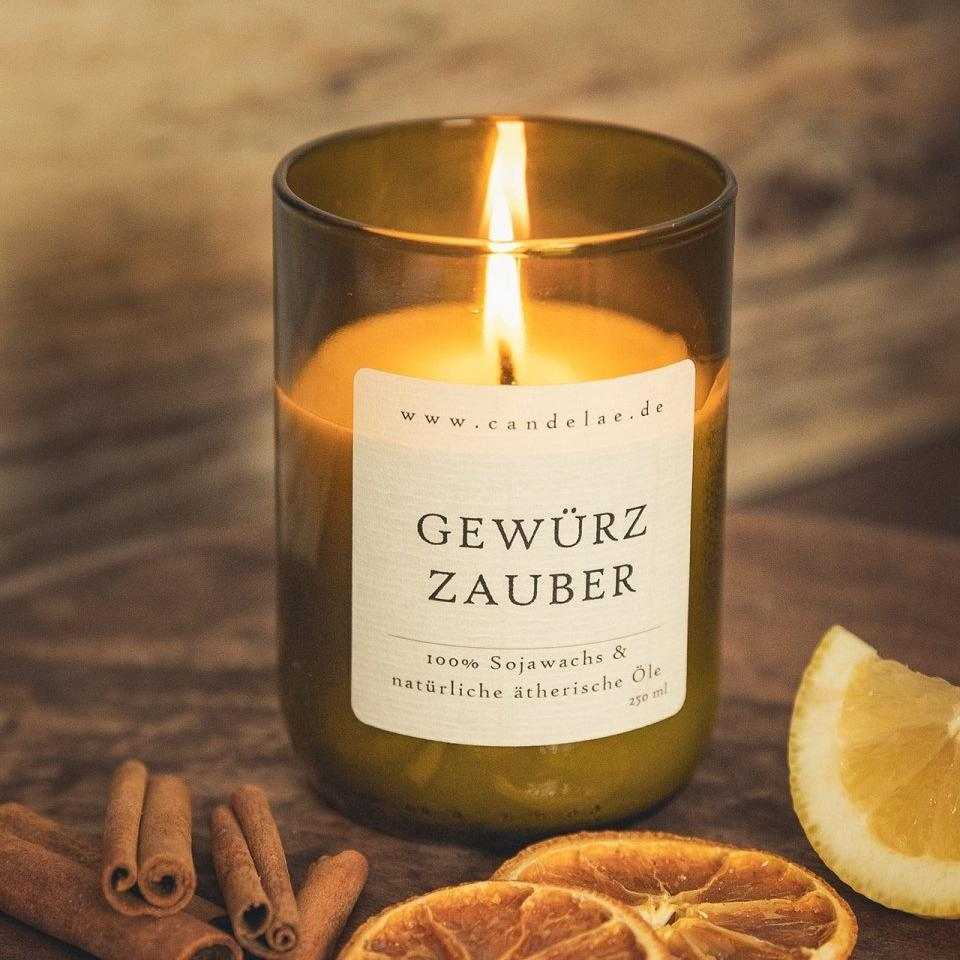 Gewürzzauber Duftkerze im Weinflaschenglas